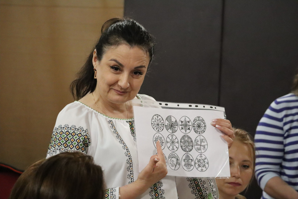 Ouă încondeiate – tehnici şi simboluri uitate