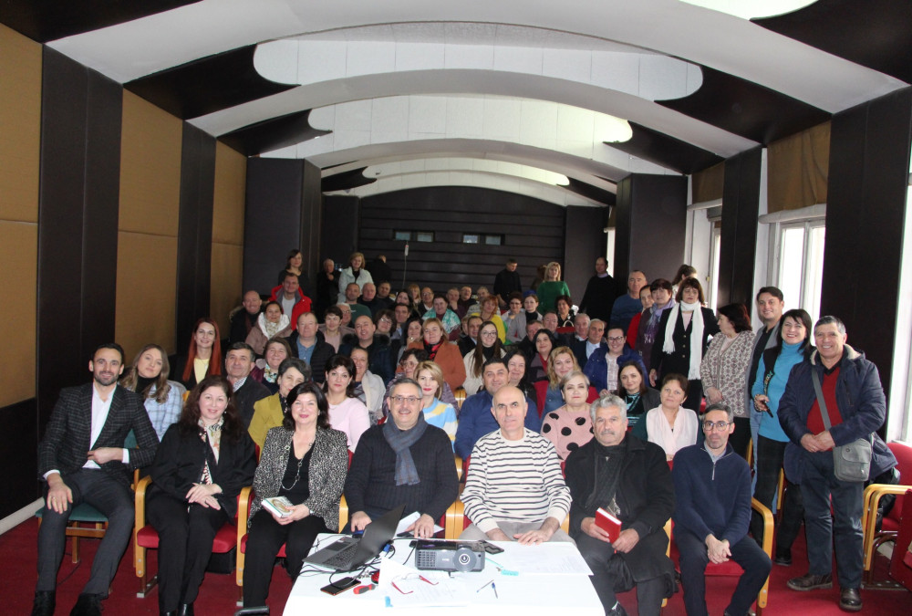 Întruniri-dezbateri cu genericul „Promovarea culturii tradiționale prin intermediul instituţiilor de cultură din mediul rural”