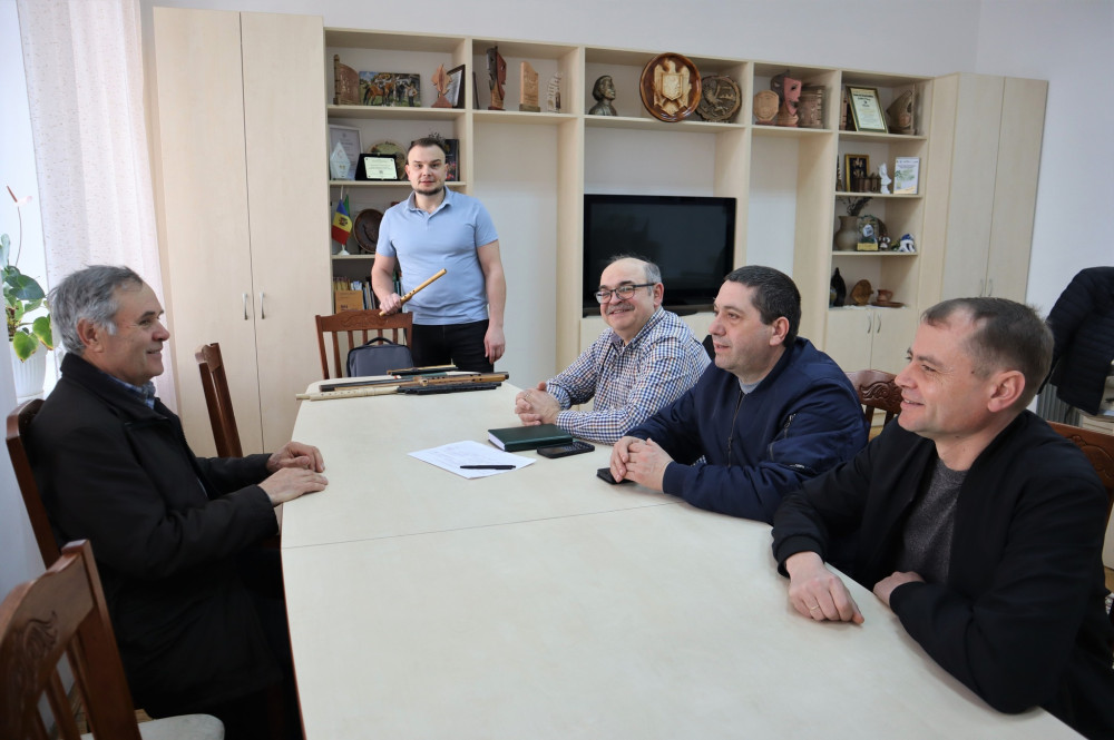 Atelierul de studiere a instrumentelor tradiționale de suflat