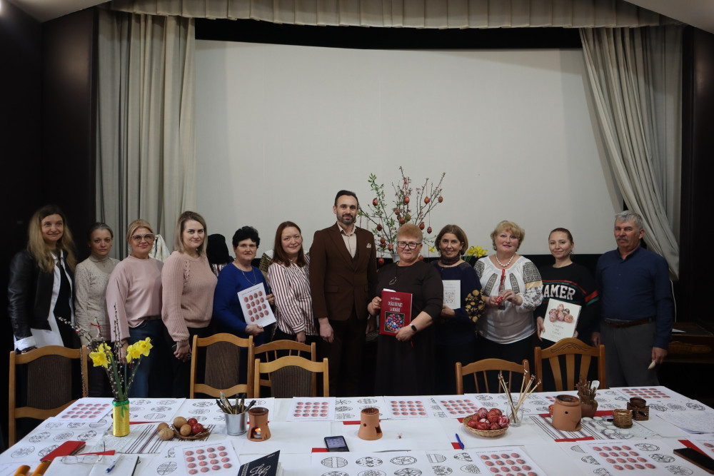 Arta încondeierii ouălor de Paști: un simbol al Învierii și speranței